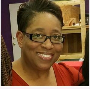 Meet your Posher, Liz